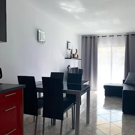 El Dorado, Americas Apartment