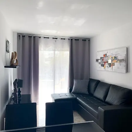 El Dorado, Americas Apartment